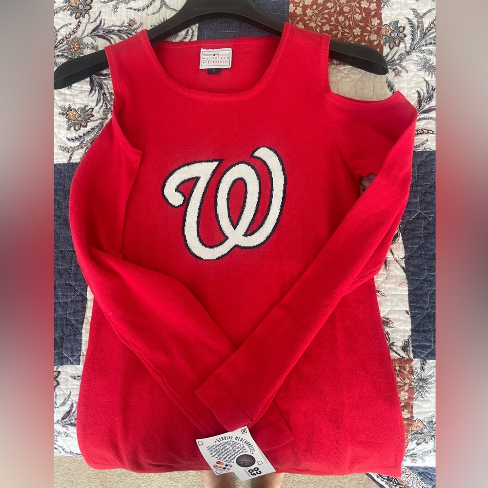 NWT Washington Nationals Women's Logo Cold Shoulder Sweater - Red
